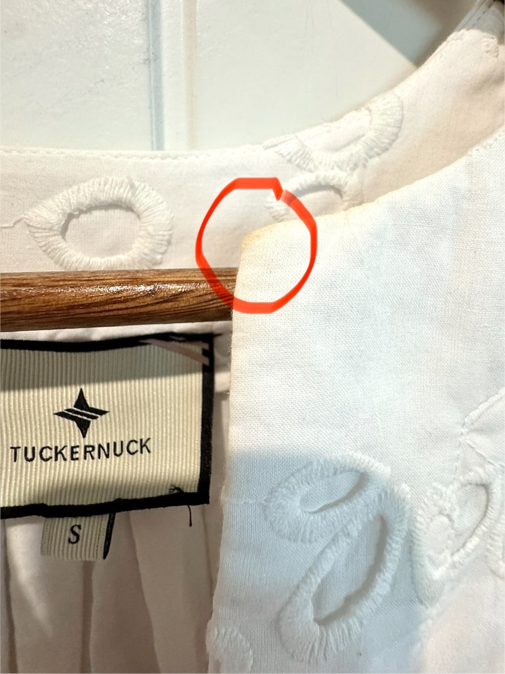 TUCKERNUCK White Eyelet Finley Flutter Sleeve Top Womens Sz Small 100% Cotton - Picture 12 of 12